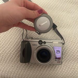 Digital camera- best offer